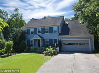 13033 Farthingale Dr, Herndon, VA 20171