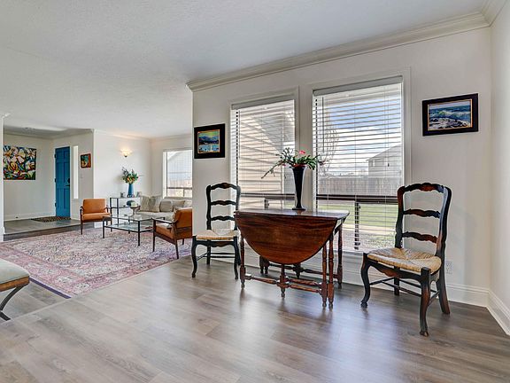 3rd image of 2085 NW Kilnwood Pl