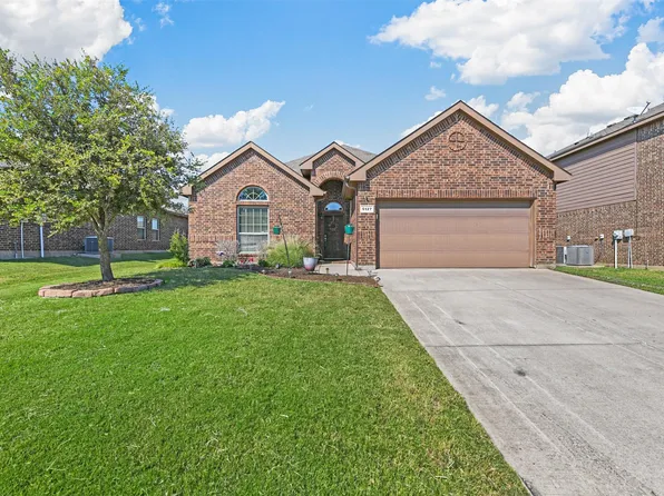 5127 Mountain View Dr, Krum, TX 76249