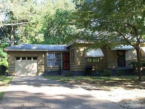1st image of 1452 Robin Hood Ln