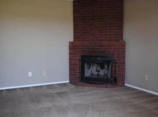 1395 N Carlsbad Trce, Fayetteville, AR 72704