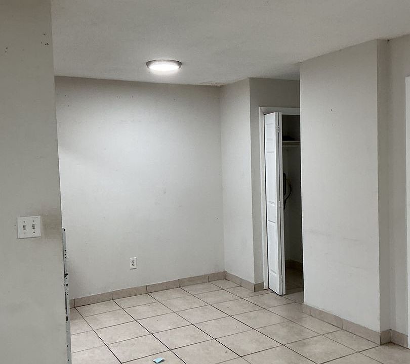 2nd image of 1101 N 22nd Ave #2137-10