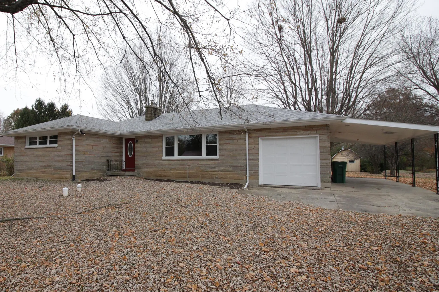 142 Oaksmere Rd photo 1