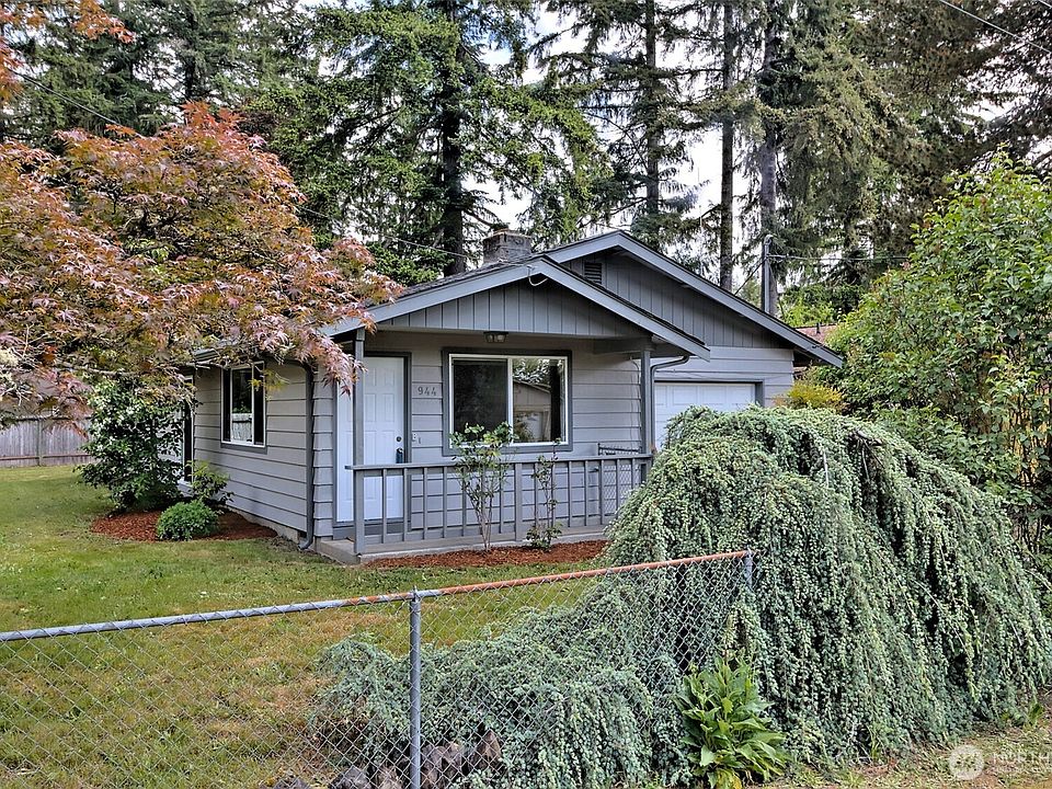 1st image of 944 Barnhard Street