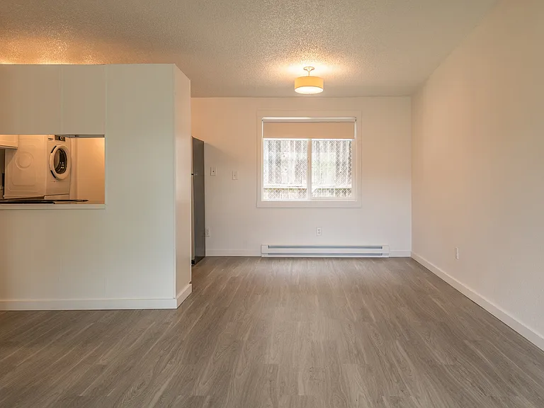 Bel Aire Court | Dining Area