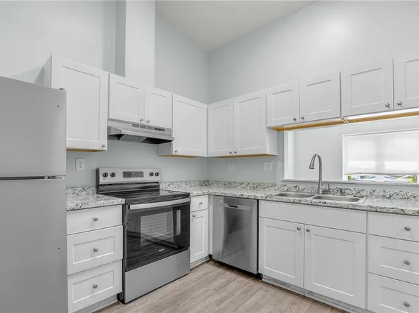 5224 Condor St, Virginia Beach, VA 23462