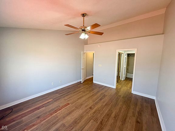 4th image of 227 Park Place Ct