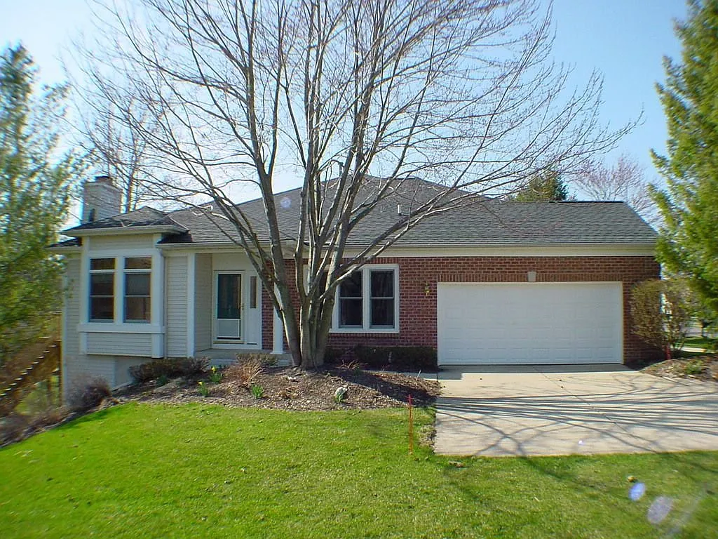 1101 Dogwood Meadows Dr SE photo 1