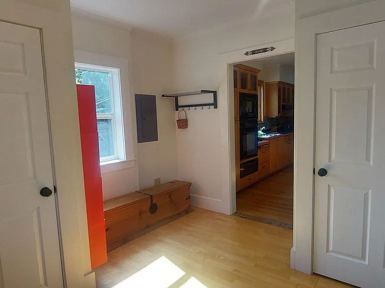 1614 Eldridge Ave — Photo 26