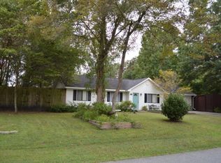 212 N Deerfield Dr, Brunswick, GA 31525