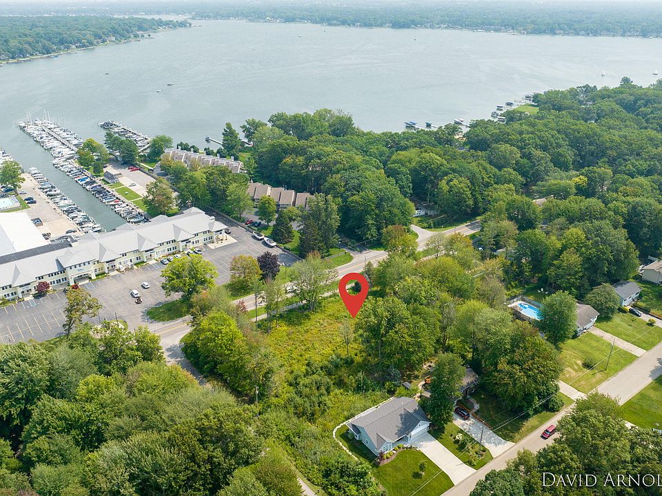 1905 Ottawa Beach Rd, Holland, MI 49424 MLS 23031387 Zillow