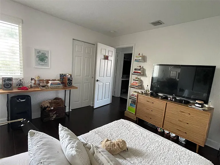485 Silver Palm Way — Photo 26