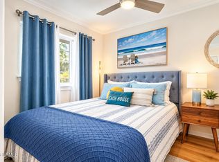 40 Folly Field Road #205b, Hilton Head Island, SC 29928
