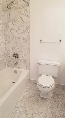 Sold by CCG Real Estate Brokerage | media 6