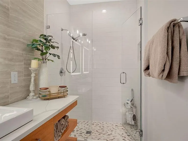 1674 Lakemont Ave #102 — Photo 14