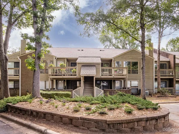 1604 Sharon Rd W APT 27, Charlotte, NC 28210