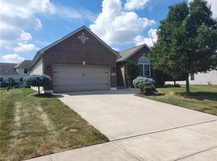 688 Loxley Ln, Troy, OH