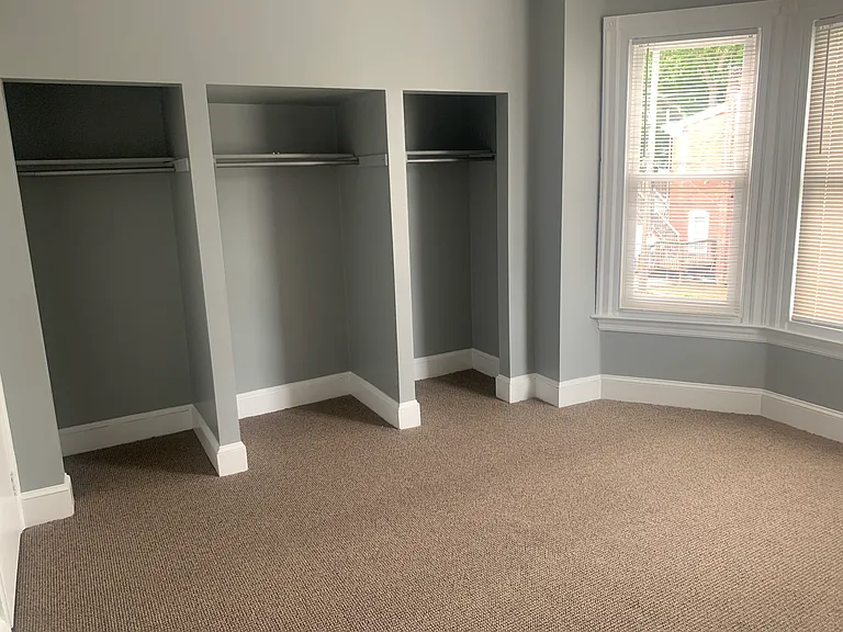 4430 Mitchell St — Photo 15