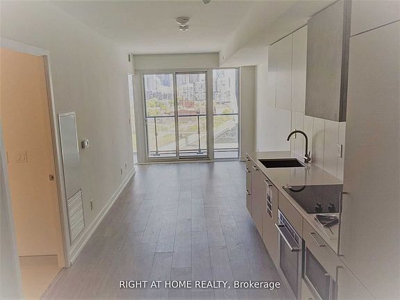 2nd image of 19 Western Battery Rd #1021