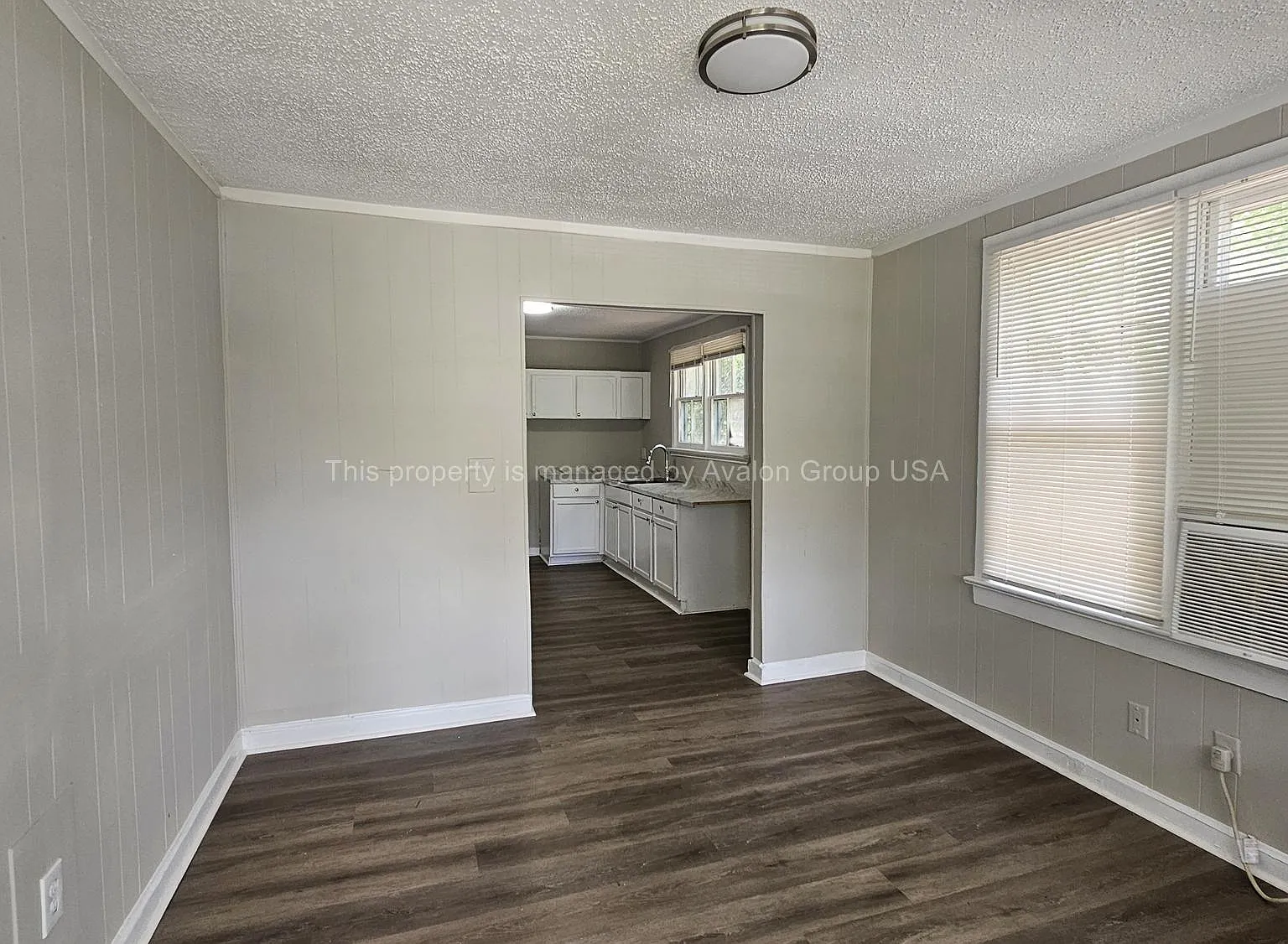 2 bed, 814 sqft, $995 — Photo 2