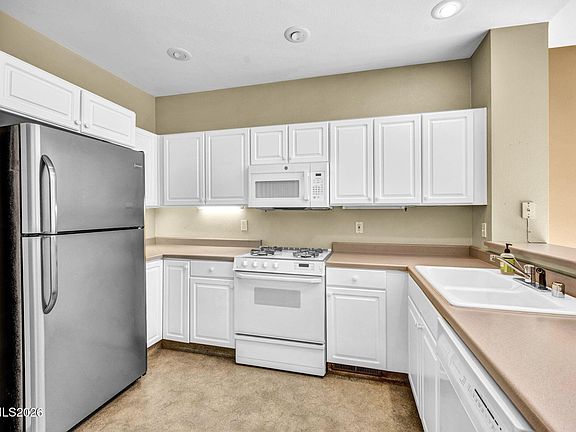 5th image of 4750 Bradford Ln