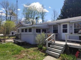 814 10th Ave, Hancock, WI 54943