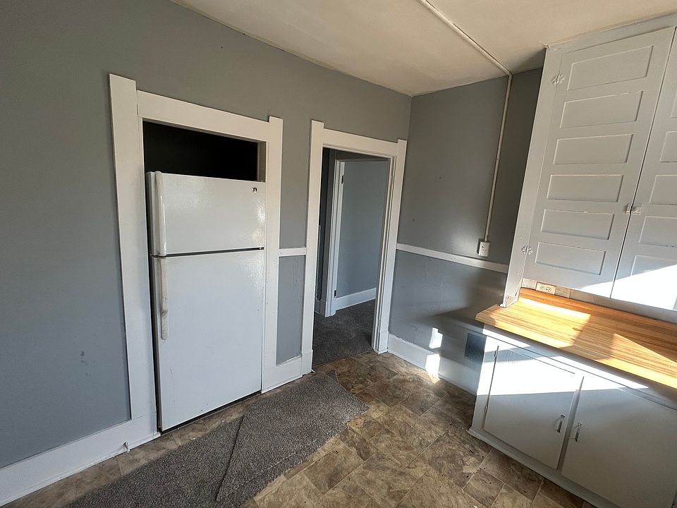 1st image of 525 Devon Pl #1