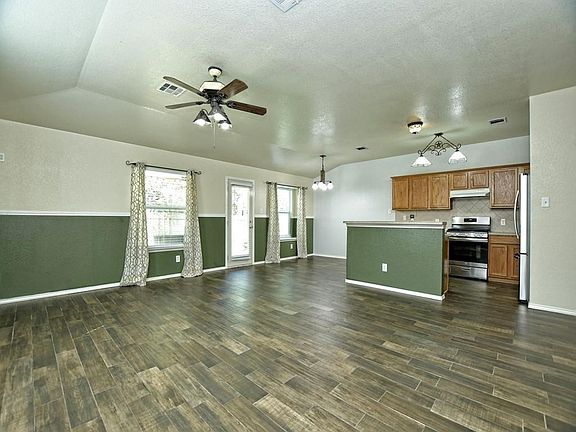3rd image of 3240 Arroyo Bluff Ln