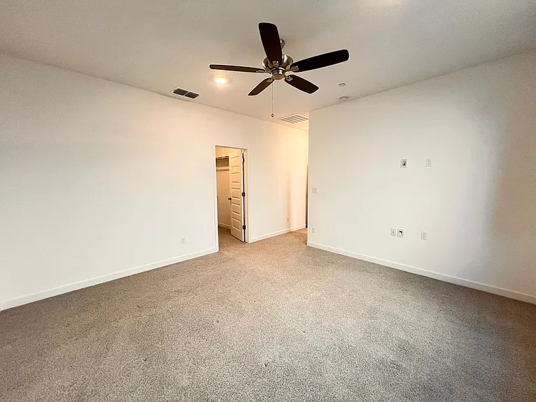 9408 Willow Terrace Dr — Photo 23