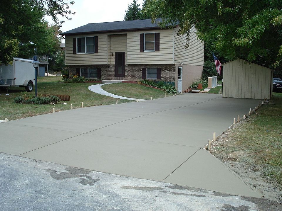 2nd image of 2804 Bachman Ct