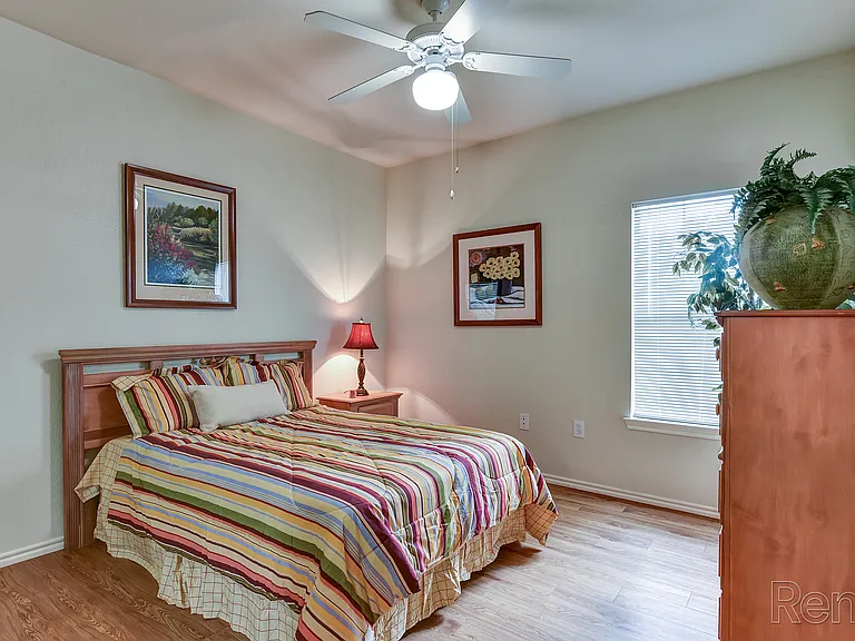 The Lodge at Lost Pines Apartments — Photo 53