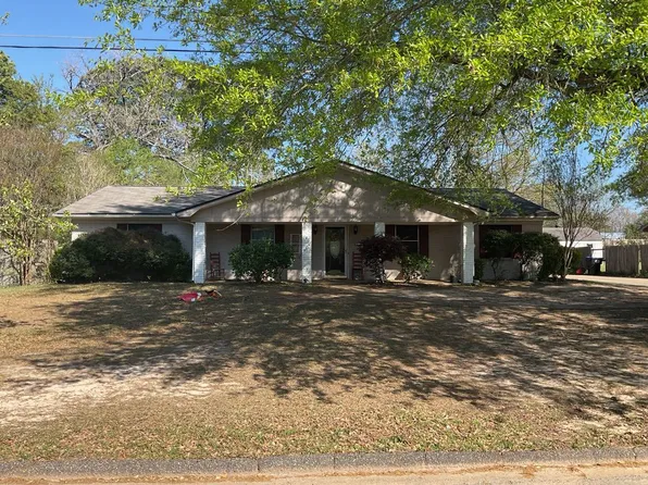 414 Delano St, Longview, TX 75604