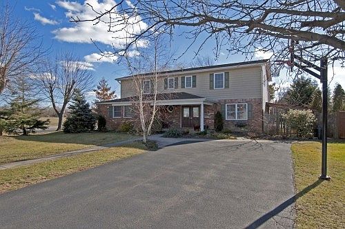 3rd image of 187 Driftwood Dr