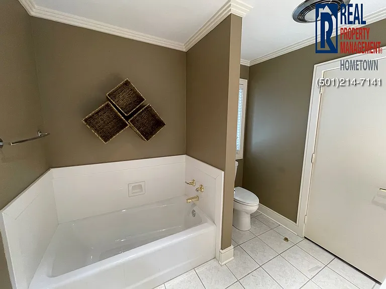 5806 Highway 5 — Photo 29
