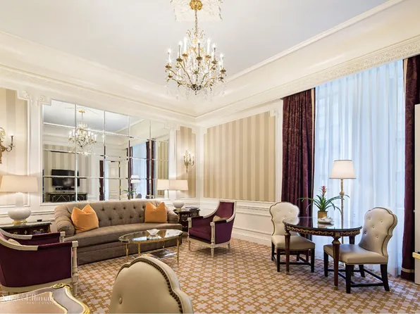 2 E 55th St #836, New York, NY 10022