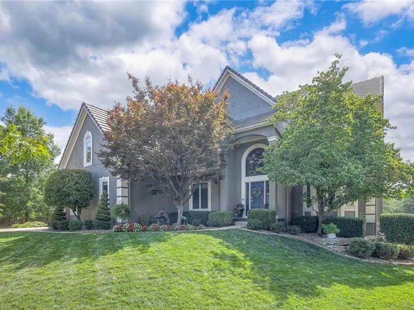 12817 W 132nd St, Overland Park, KS 66213