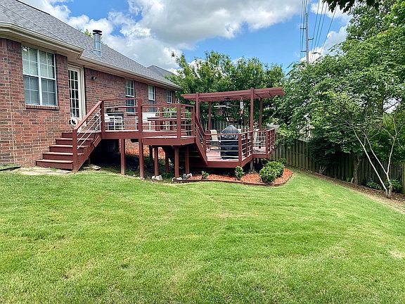 Backyard Deck-renovated