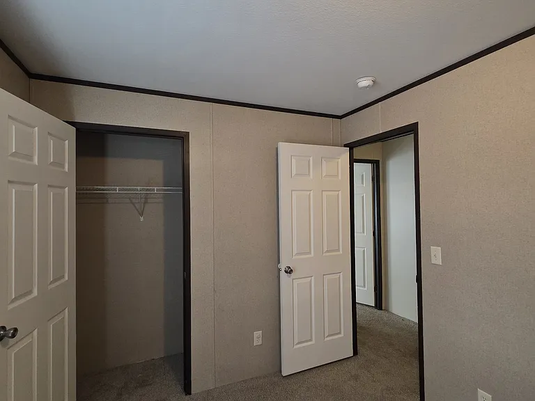 73 W Manor St #73B — Photo 6