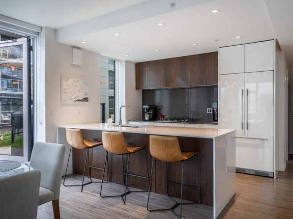 209 E 7th Ave #306, Vancouver, BC V5T 0H3