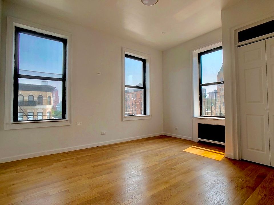 1st image of 936 Amsterdam Ave #12