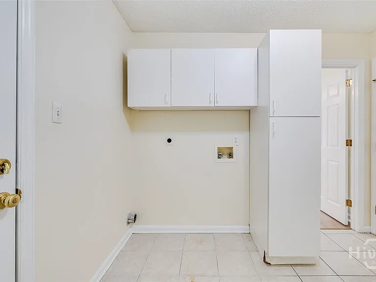 114 Red Bluff Cir — Photo 34