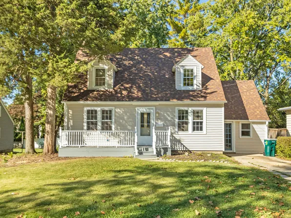 723 Morton St, Batavia, IL 60510