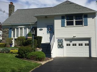 2080 Lancaster St, Schenectady, NY 12308