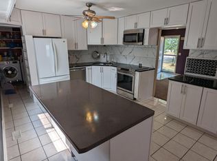 148 Larchmont Way, Bolingbrook, IL 60440