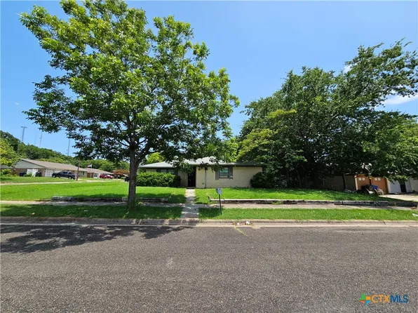618 N 19th St, Copperas Cove, TX 76522