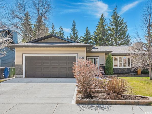 154 Whiteshore CRESCENT, Saskatoon, SK S7J 3W5