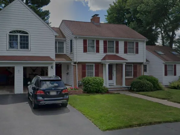 57 Douglas Rd, Needham, MA 02492