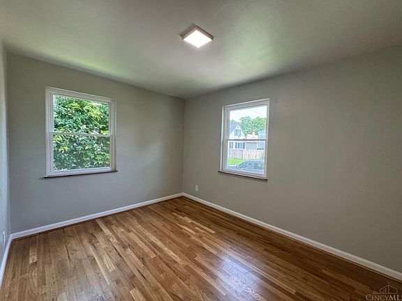 5th image of 3925 Avilla Pl