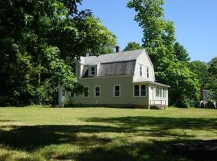 52 School St, Pembroke, MA 02359