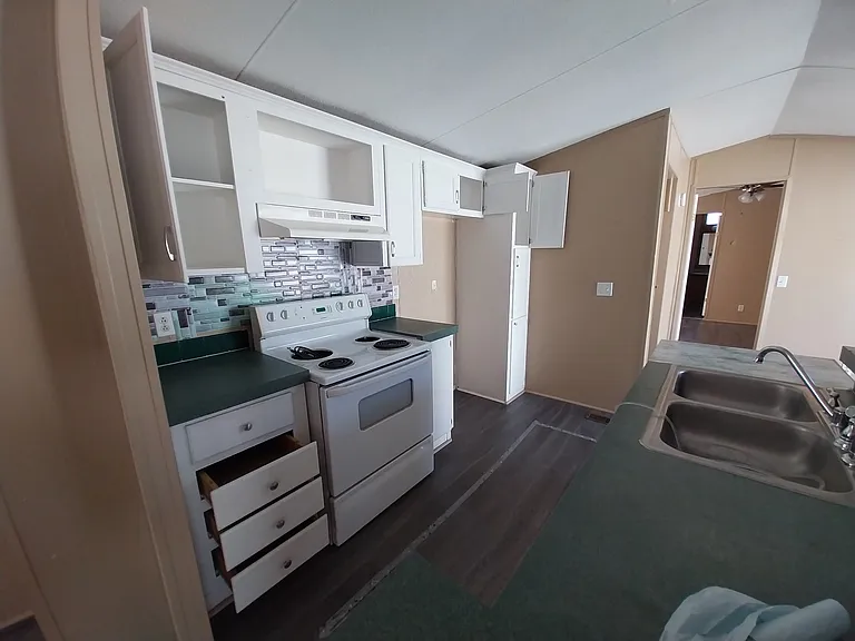 Sunset Ridge MHC — Photo 127
